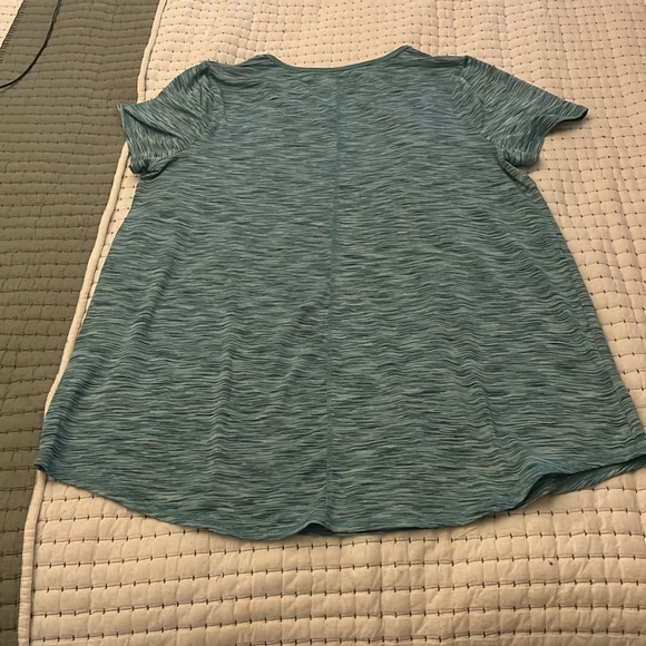 LIVI Short Sleeve Recycled LIVI Soft Tunic - Picture 7 of 10